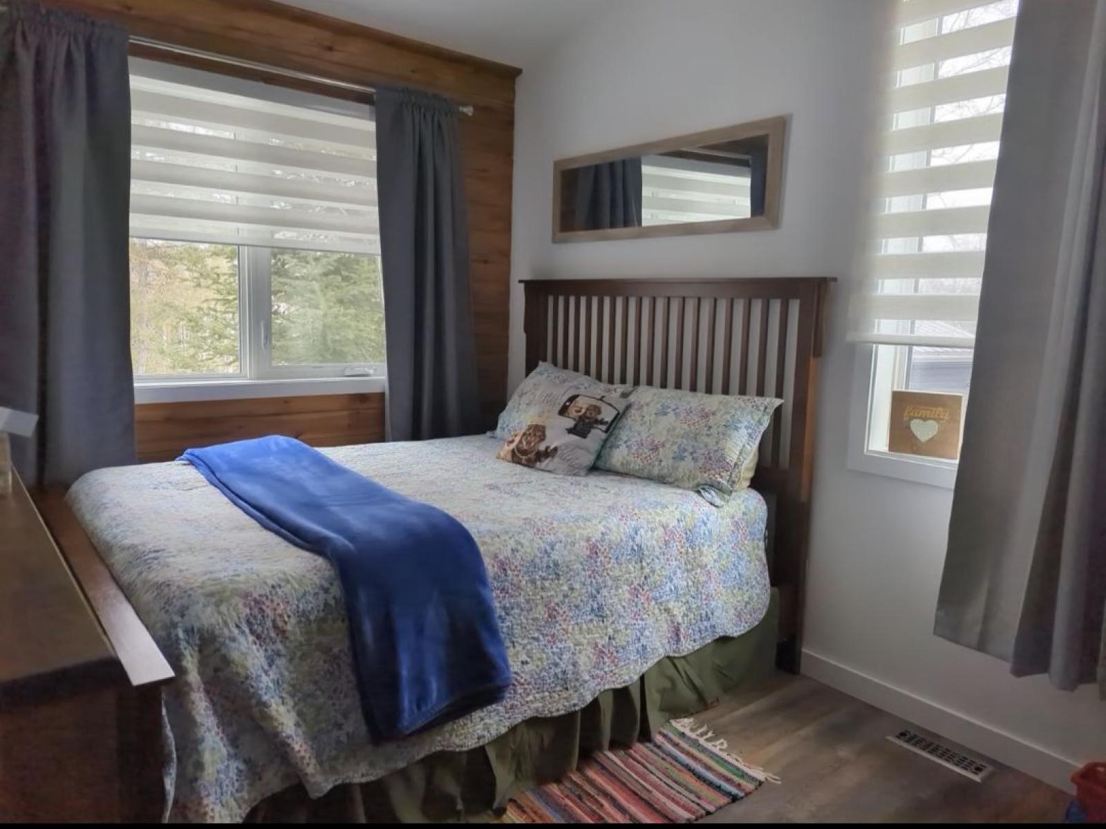 Brereton Lake  - Lakefront  Cottage for Sale - Bedroom 3