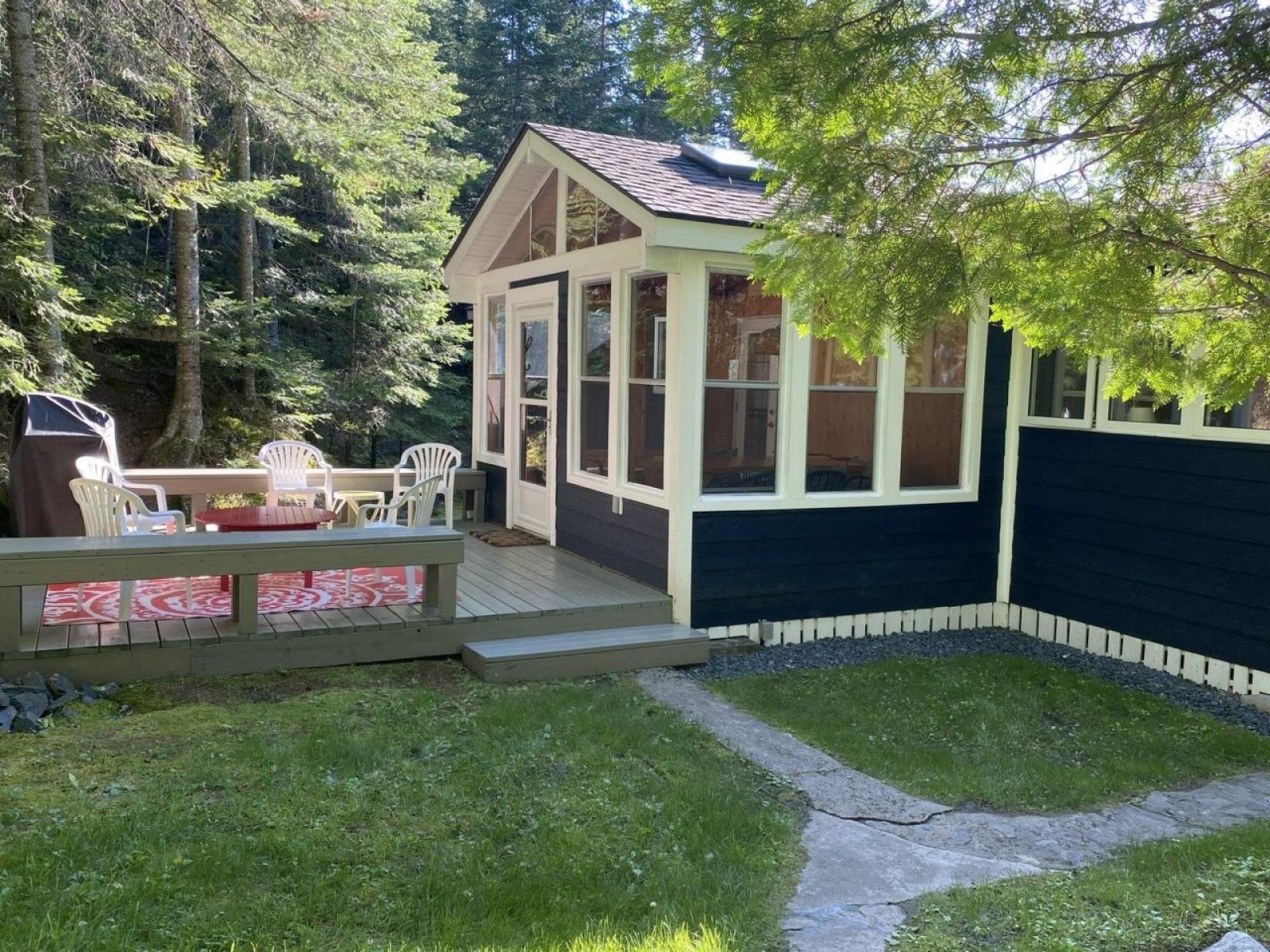 West Hawk Lake - McKenzie Beach  Cottage for sale