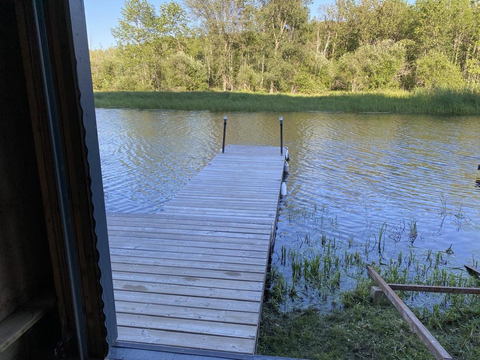 Hawk Lake - McKenzie Beach Dock