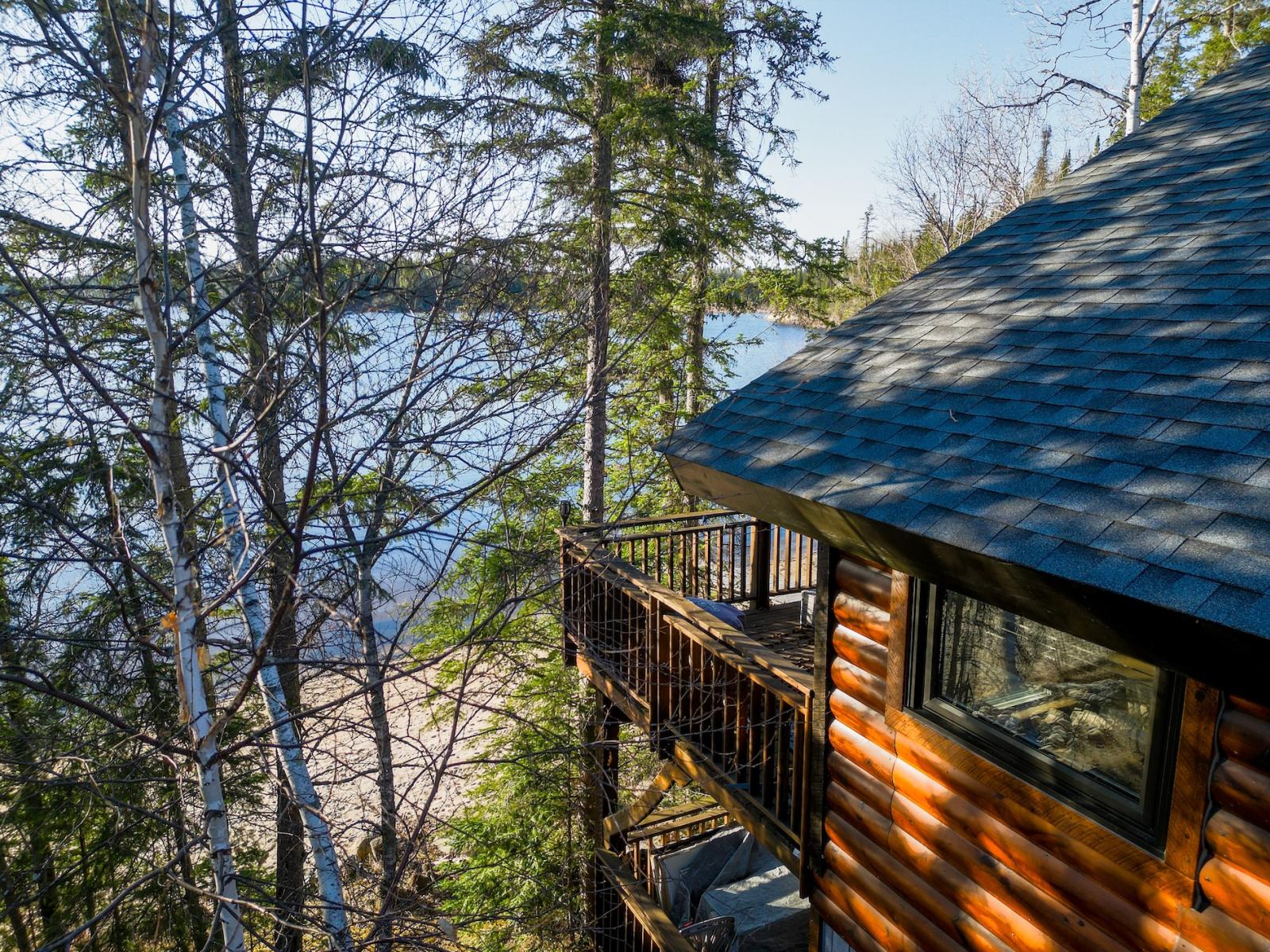 Caddy Lake Lakefront 4 Season Cottage 